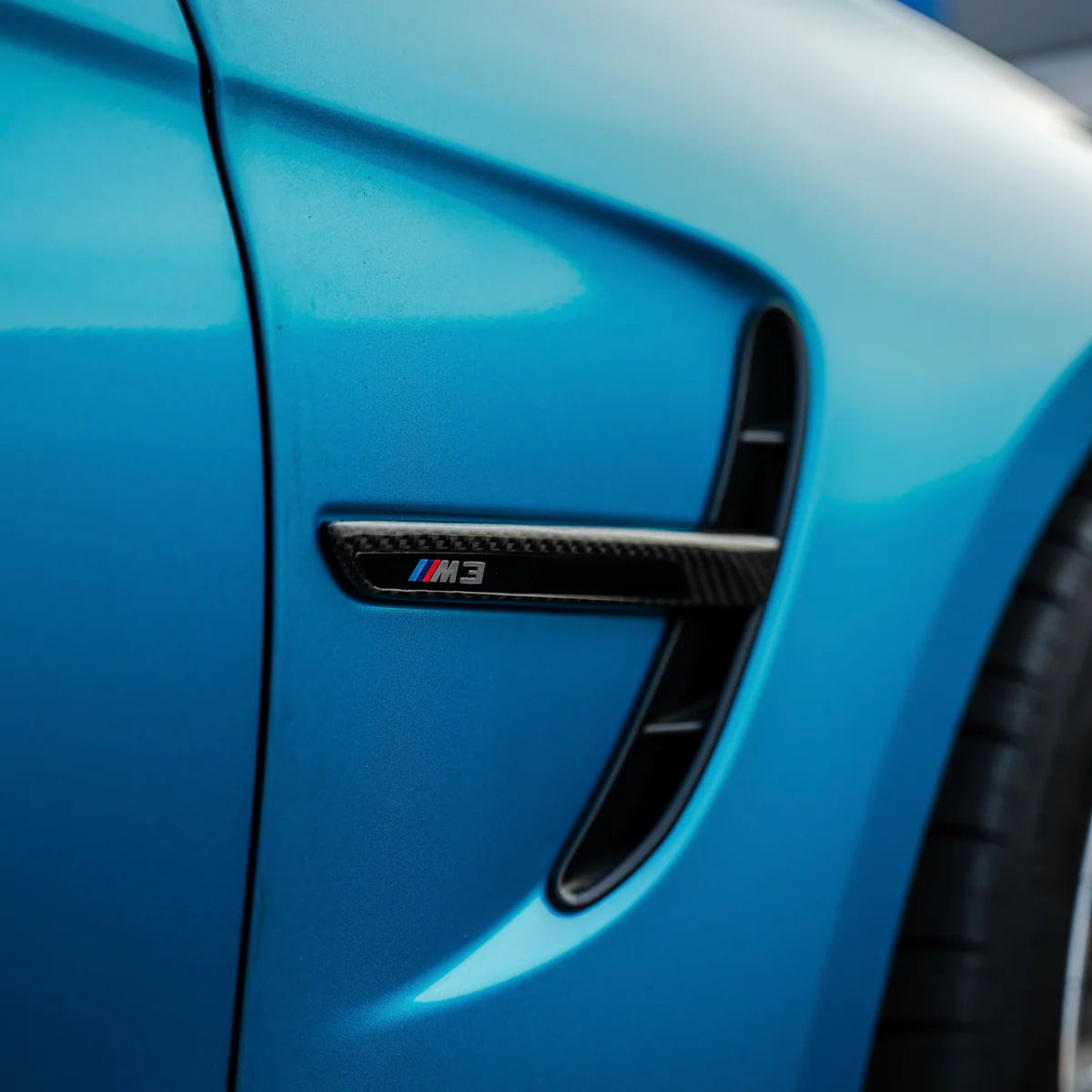 BMW M3 F80 / M4 F82 F83 Carbon Fibre Side Fender Vent Trim (2014-2019)